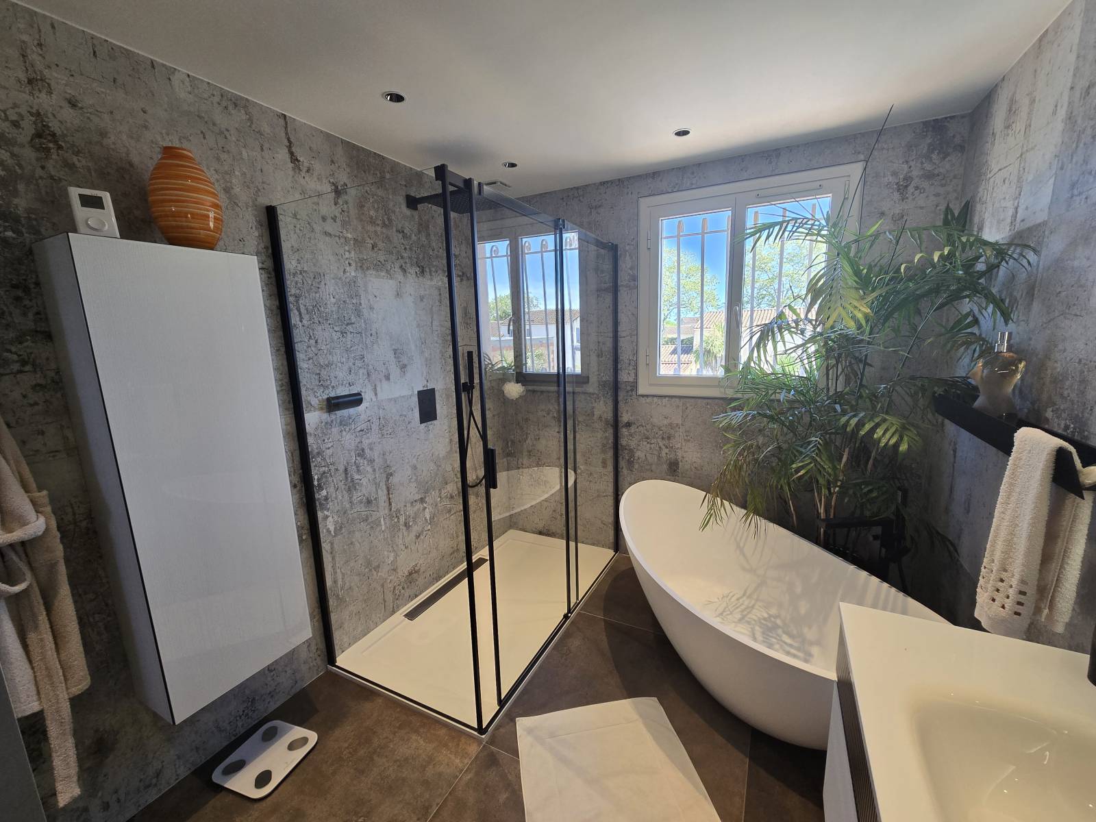 Rénovation complète d'une salle de bain proche Lunel dans l'Hérault