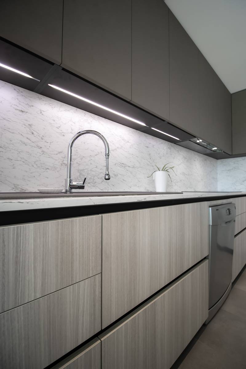 Mobilier haut en stratifié métal cévennes